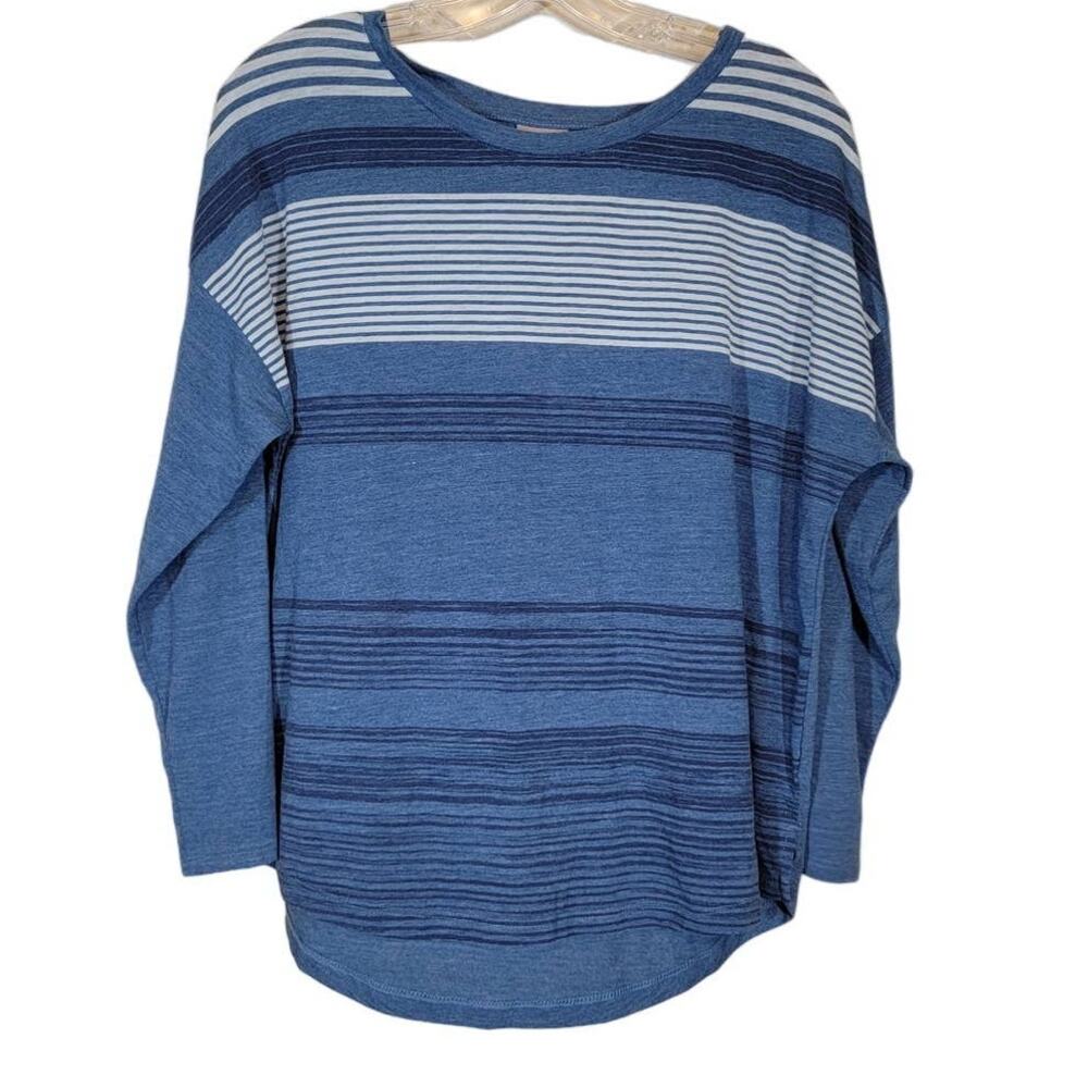 Chico's Striped Top T-Shirt Round Hem Round Neck Pullover Blue Size 1 US Medium